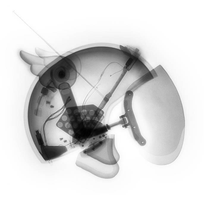 Oli XL - Lick The Lens